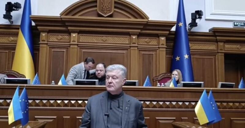 Порошенко звернувся до уряду з проханням дотримуватися вимог Єврокомісії стосовно телемарафону та забезпечення свободи ЗМІ.