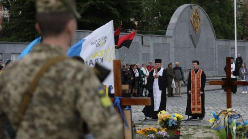 Завтра на Личакові відбудеться молебень за загиблих оборонців і оборониць України.