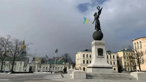 В Харкові почули вибухи, агресори здійснюють атаки з використанням КАБів | УНН