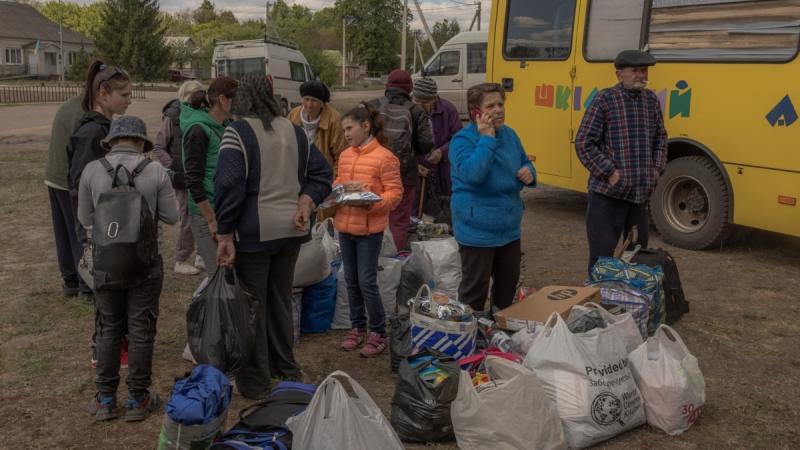 Влада активізує процес евакуації з Борівської громади в Харківській області.